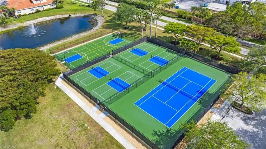 5120 W Hyde Park Ct 101, Fort Myers, Florida 33912