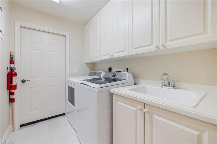 5120 W Hyde Park Ct 101, Fort Myers, Florida 33912