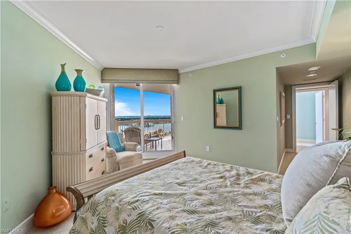 4021 Gulf Shore Blvd N 1804, Naples, Florida 34103