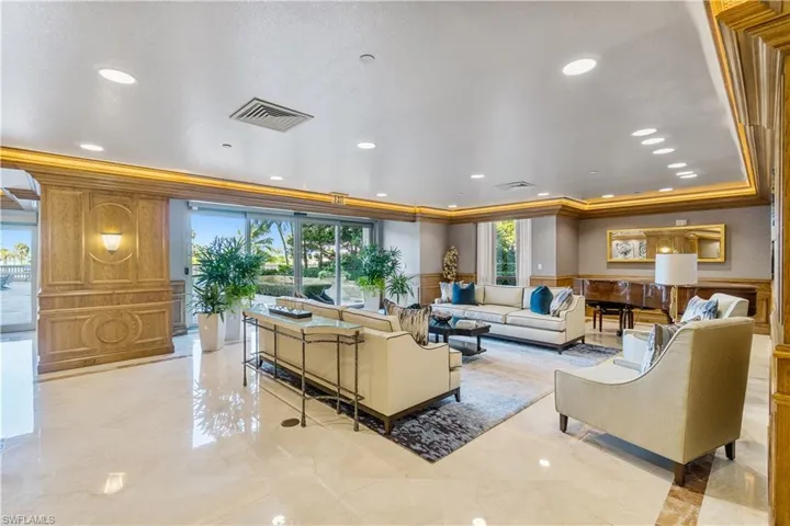 4021 Gulf Shore Blvd N 1804, Naples, Florida 34103