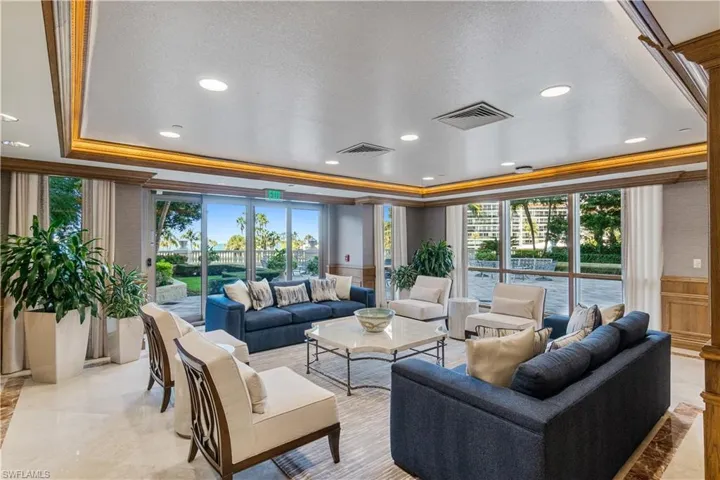 4021 Gulf Shore Blvd N 1804, Naples, Florida 34103