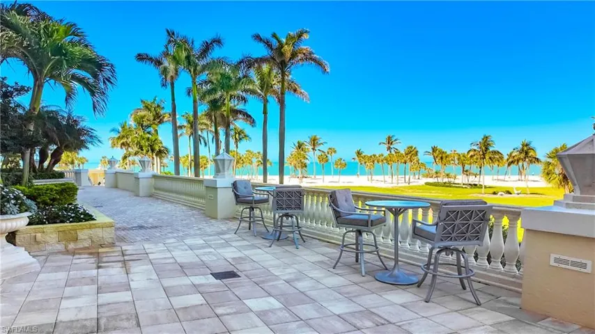 4021 Gulf Shore Blvd N 1804, Naples, Florida 34103