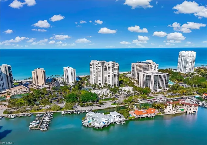 4021 Gulf Shore Blvd N 1804, Naples, Florida 34103