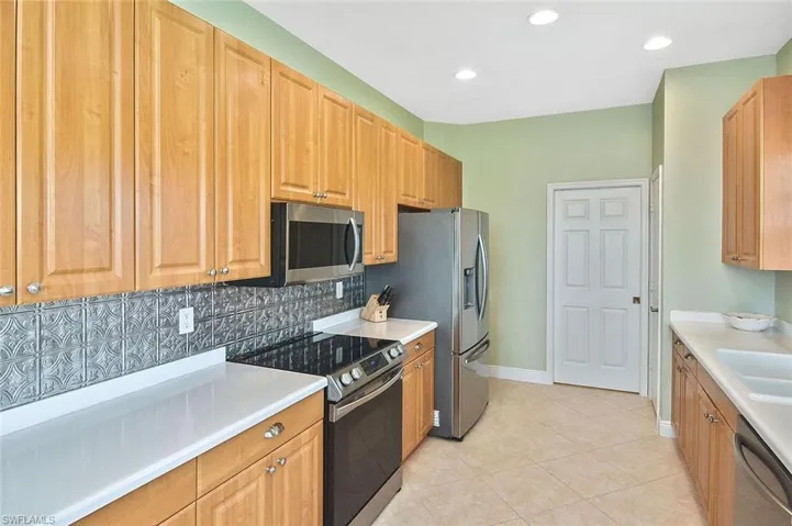 5600  Chelsey  LN, Fort Myers, FL 33912