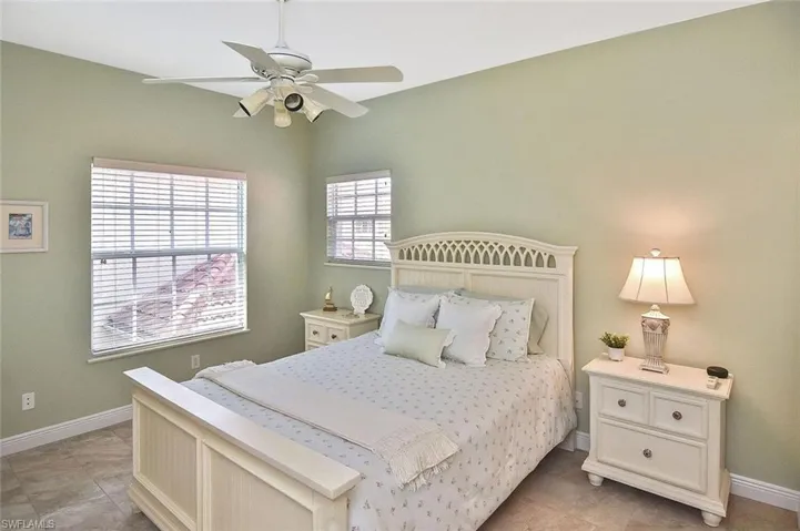 5600  Chelsey  LN, Fort Myers, FL 33912