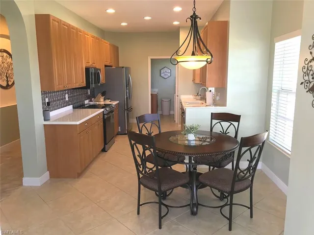 5600  Chelsey  LN, Fort Myers, FL 33912