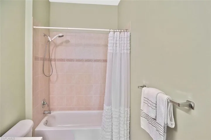 5600  Chelsey  LN, Fort Myers, FL 33912