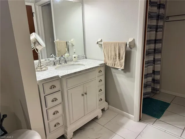 1005 Se 40th St # 8, Cape Coral Fl 33904