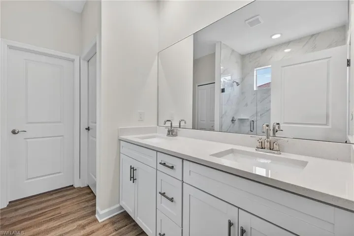 3074 Nw 4th Ave, Cape Coral, Florida 33993