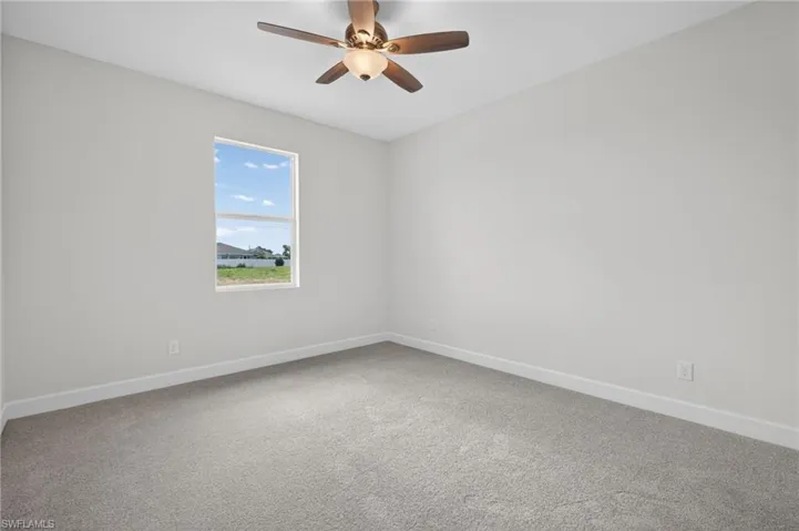 3074 Nw 4th Ave, Cape Coral, Florida 33993