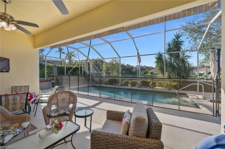 2860  Hatteras  WAY, Naples, FL 34119
