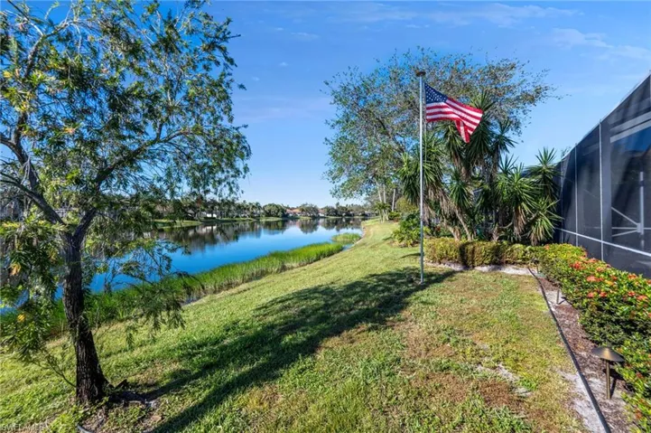 2860  Hatteras  WAY, Naples, FL 34119