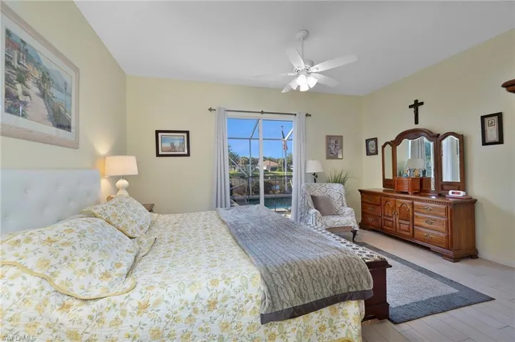2860  Hatteras  WAY, Naples, FL 34119