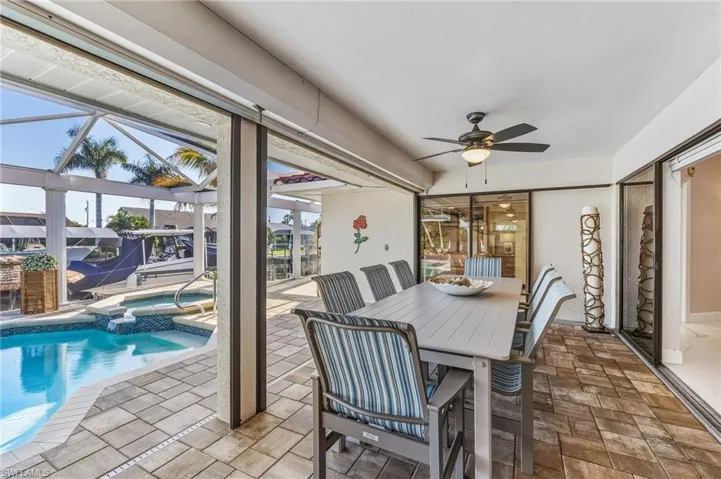 2318 Se 27th St, Cape Coral, Florida 33904