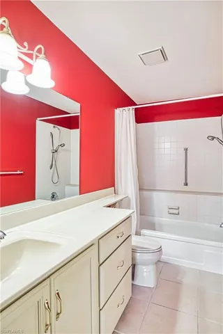 7402 Lake Breeze Dr 306, Fort Myers, Florida 33907
