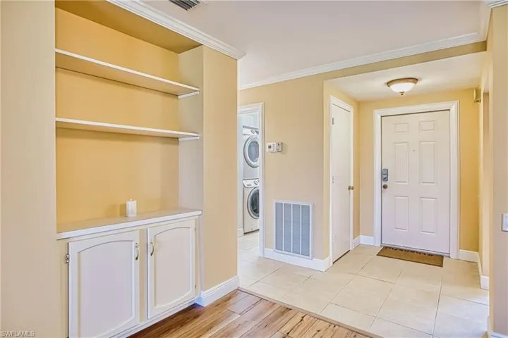 7402 Lake Breeze Dr 306, Fort Myers, Florida 33907