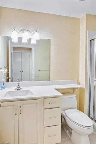 7402 Lake Breeze Dr 306, Fort Myers, Florida 33907