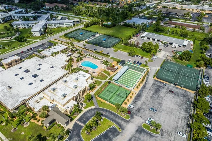 7402 Lake Breeze Dr 306, Fort Myers, Florida 33907