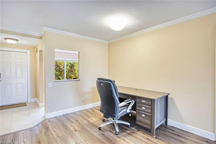 7402 Lake Breeze Dr 306, Fort Myers, Florida 33907