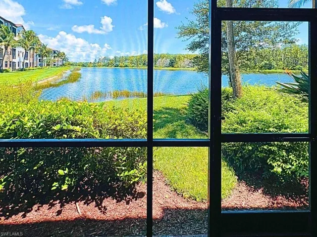 9566  Trevi  CT, Naples, FL 34113