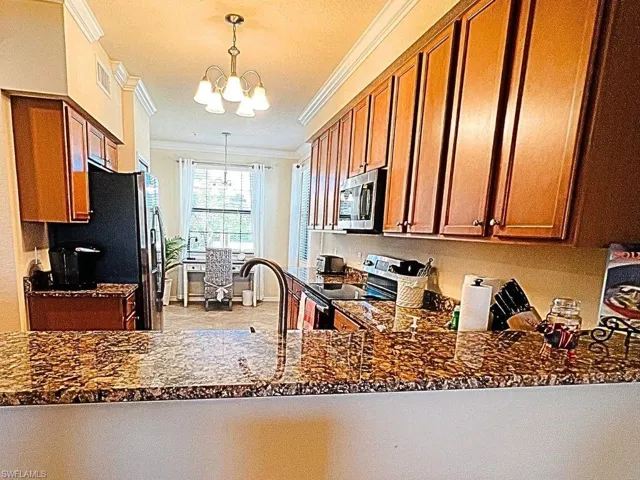 9566  Trevi  CT, Naples, FL 34113