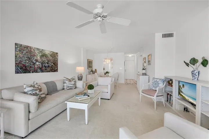 2121  Gulf Shore N BLVD, Naples, FL 34102
