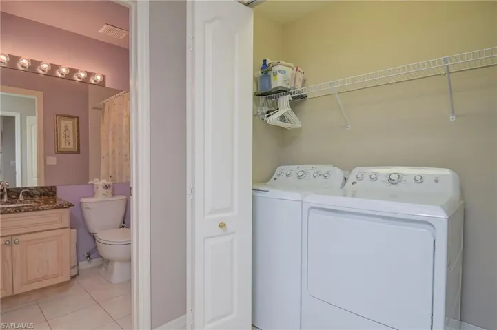 8570  Cedar Hammock  CIR, Naples, FL 34112