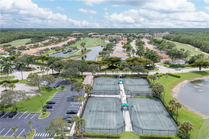 8570  Cedar Hammock  CIR, Naples, FL 34112