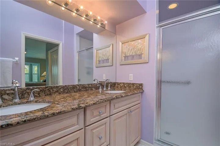8570  Cedar Hammock  CIR, Naples, FL 34112