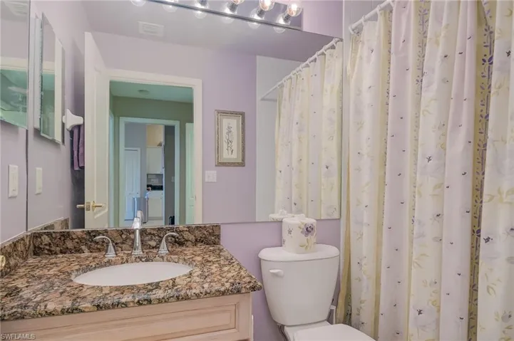 8570  Cedar Hammock  CIR, Naples, FL 34112