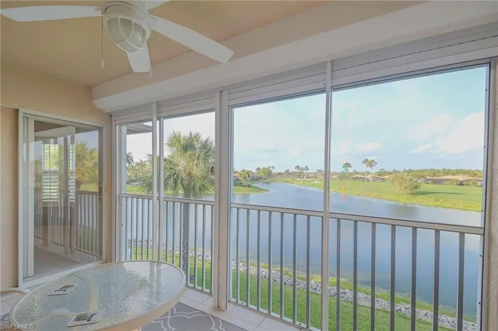 8570  Cedar Hammock  CIR, Naples, FL 34112