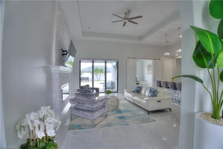 225 Nw 1st St, Cape Coral, Florida 33993