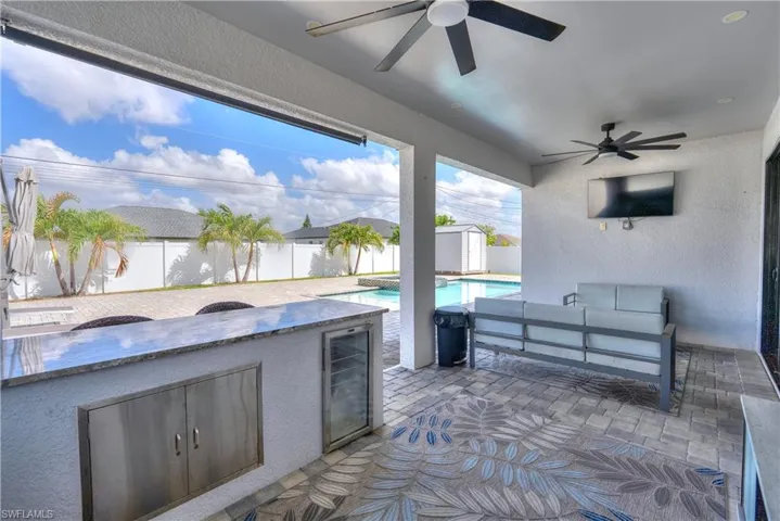 225 Nw 1st St, Cape Coral, Florida 33993