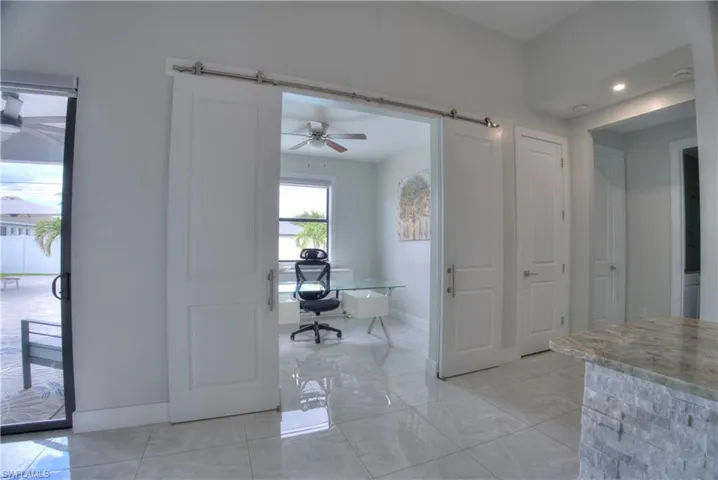 225 Nw 1st St, Cape Coral, Florida 33993