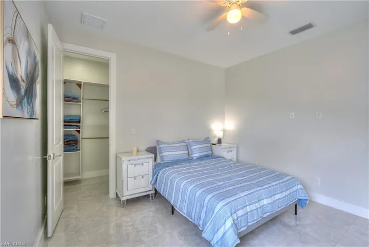 225 Nw 1st St, Cape Coral, Florida 33993