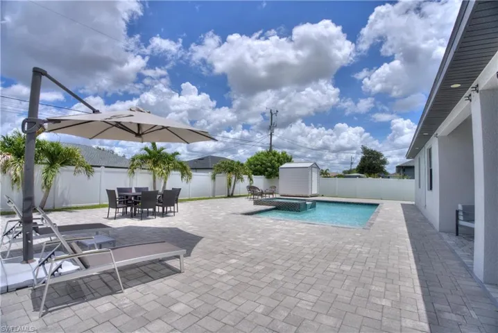 225 Nw 1st St, Cape Coral, Florida 33993