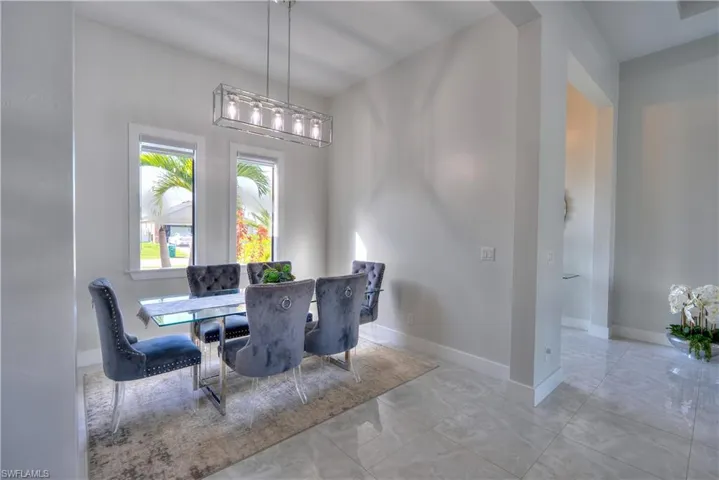 225 Nw 1st St, Cape Coral, Florida 33993
