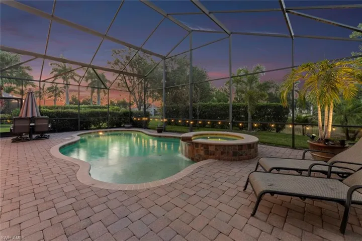 Ample space around pool to entertain