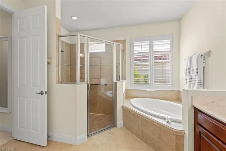 Large soaking tub and walk-in shower