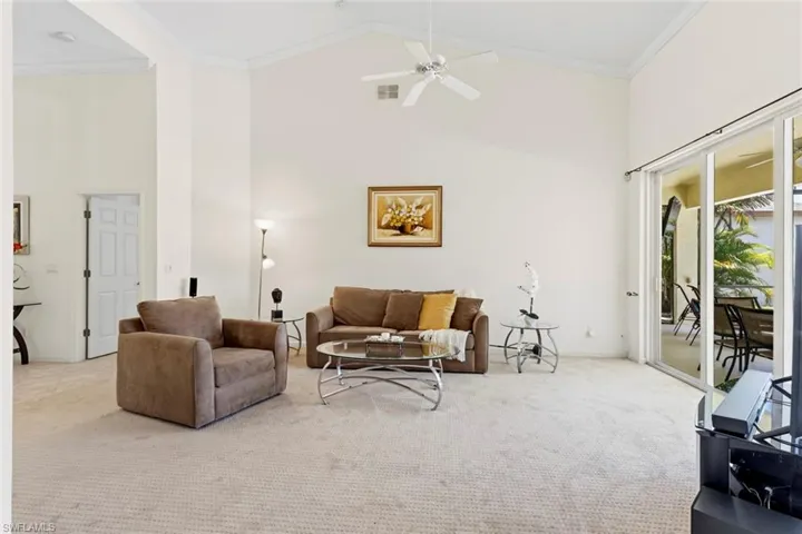 7538 Citrus Hill Ln, Naples, Florida 34109