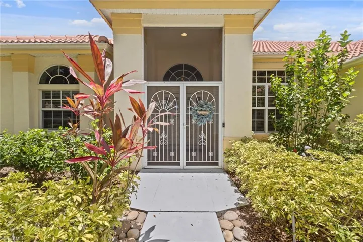 7538 Citrus Hill Ln, Naples, Florida 34109
