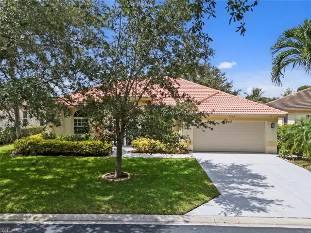 7538 Citrus Hill Ln, Naples, Florida 34109