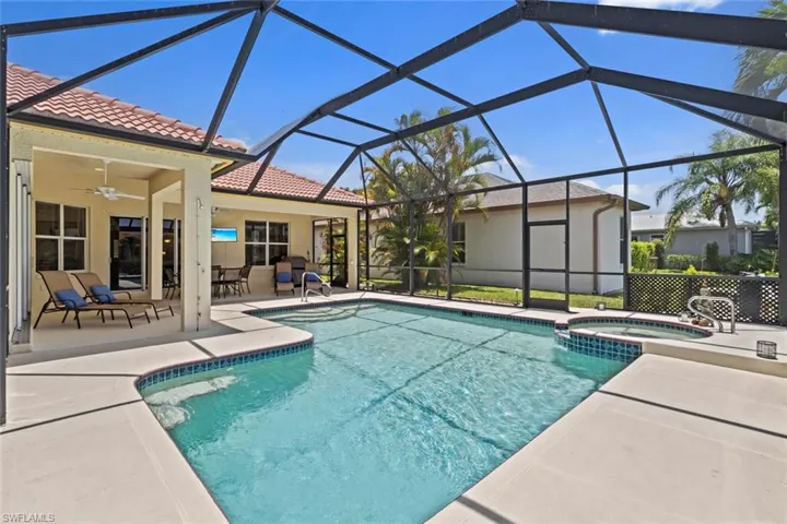 7538 Citrus Hill Ln, Naples, Florida 34109