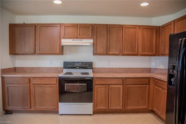 2145 Nw 22nd Pl, Cape Coral Fl 33993