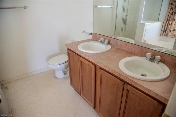2145 Nw 22nd Pl, Cape Coral Fl 33993