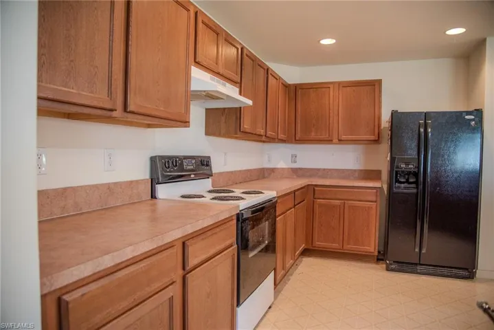 2145 Nw 22nd Pl, Cape Coral Fl 33993