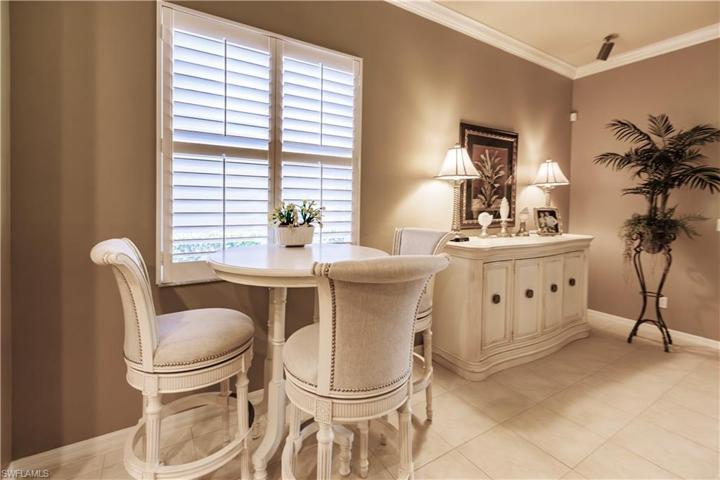 Breakfast nook