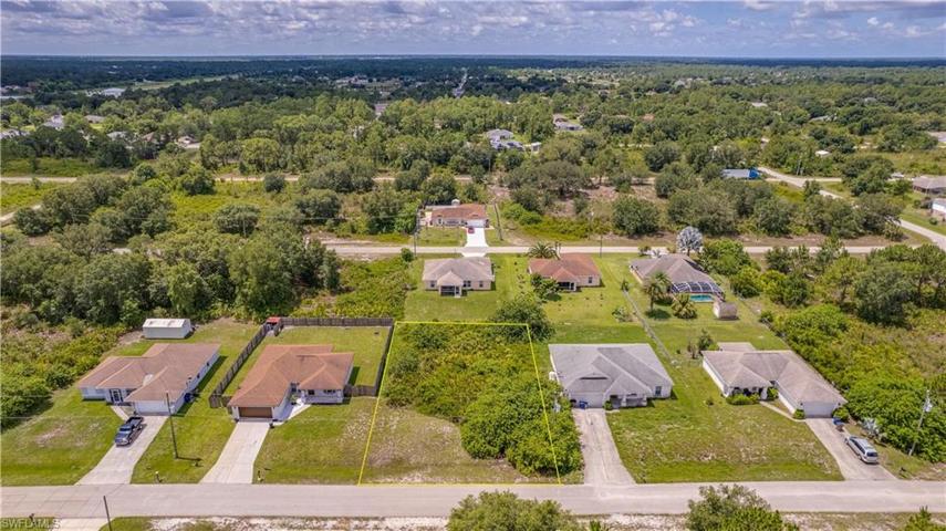 2611  56th W ST, Lehigh Acres, FL 33971