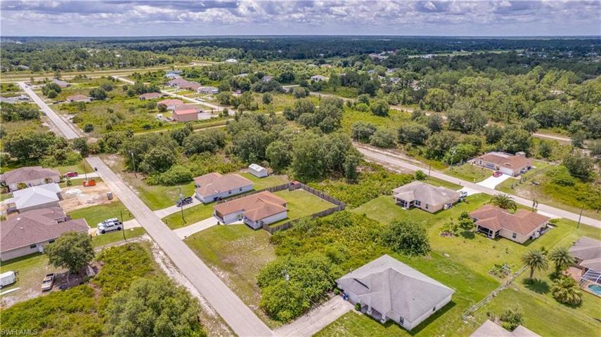 2611  56th W ST, Lehigh Acres, FL 33971