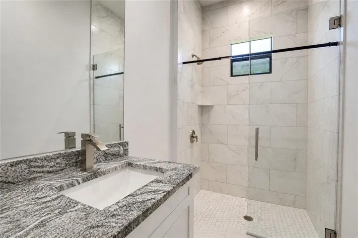 2661 43rd Ave Ne, Naples, Florida 34120